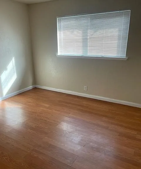 2281 Notre Dame Blvd — Photo 13
