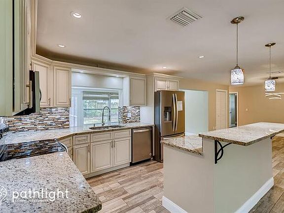 2nd image of 1759 Winfield Cir