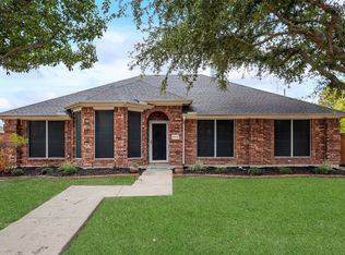 4201 Cavalier Dr, Rowlett, TX 75088