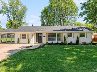 127 Clearview Dr, Belleville, IL 62223