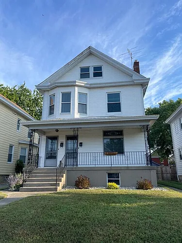 2418 Robertson Ave #2 Photo 1
