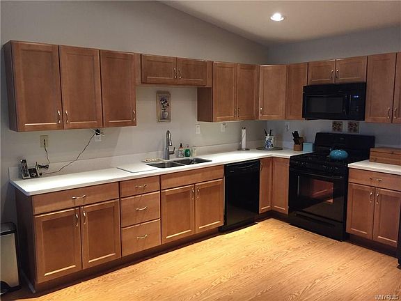 4th image of 4244 Arthur Ct