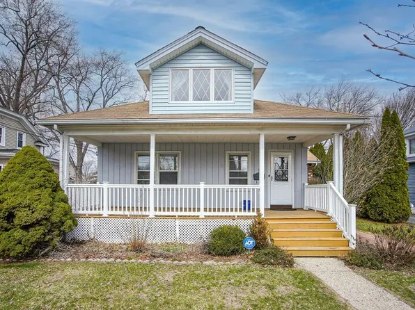52 Ludger Ave, Chicopee, MA 01020