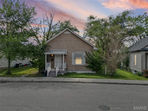 105 County Rd, Crystal City, MO 63019