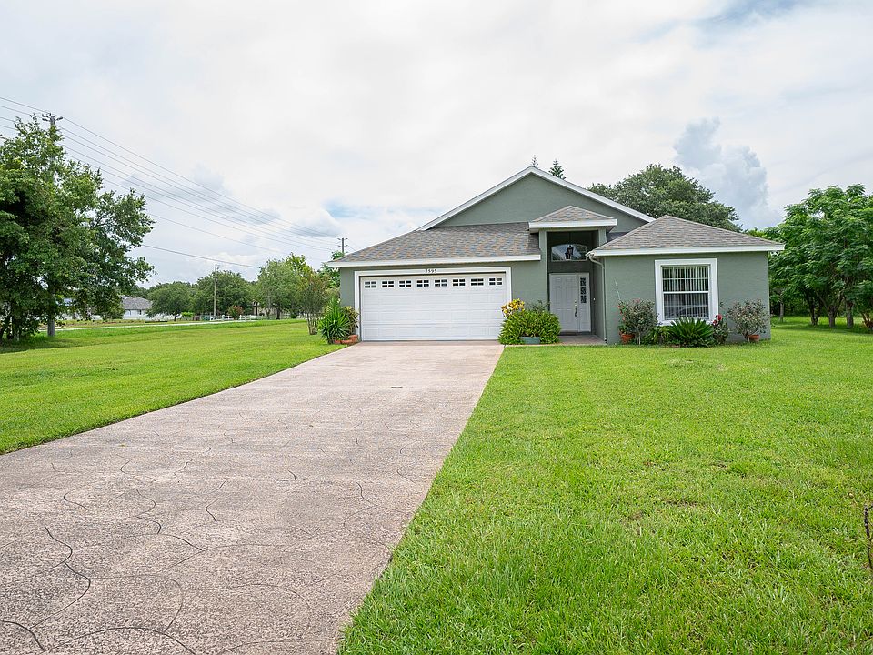 1st image of 2595 Greenwood Dr