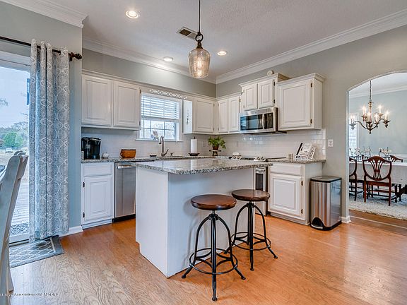 4th image of 860 Swinnea Lakes Dr