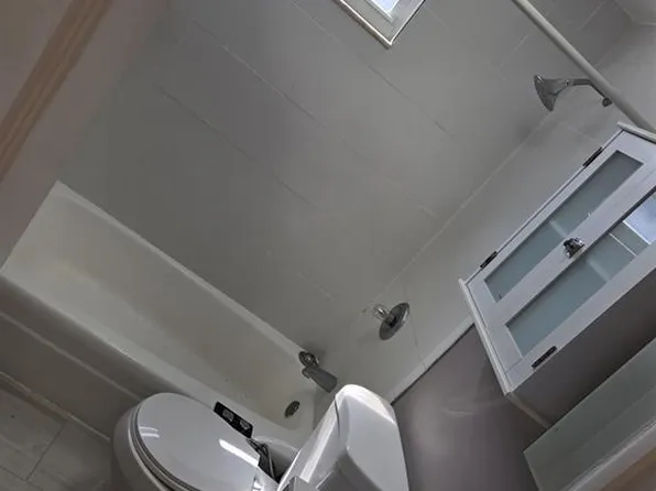 401 4th Street image 10 of 11