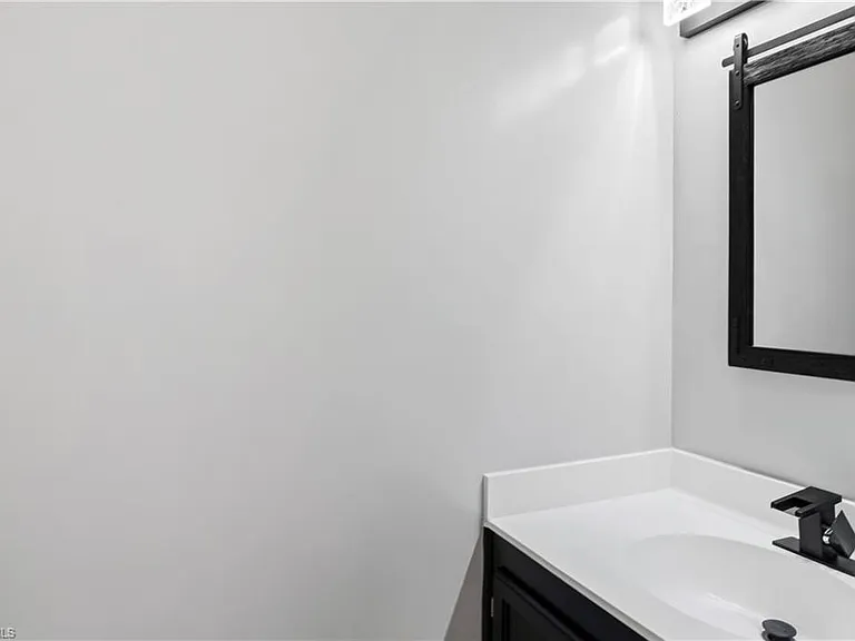 310 A Vista Cir — Photo 8