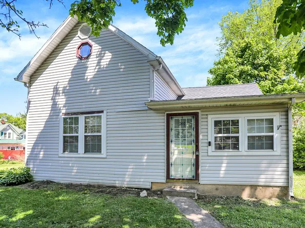 202 W Vine St, New Castle, IN 47362