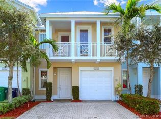 10740 NW 76th Ln, Doral, FL 33178