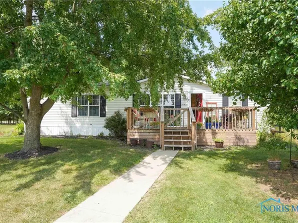 10414 Edgewood Dr, Findlay, OH 45840