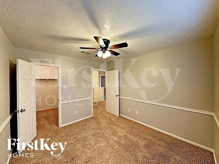 32218 Anne Ln — Photo 8