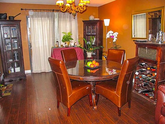 4th image of 10817 Whipple St APT 1