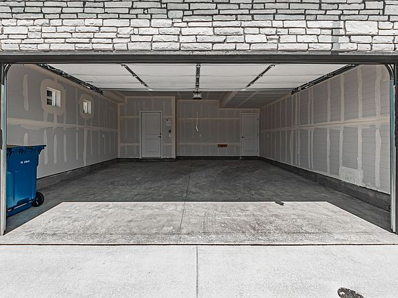 2-car Garage