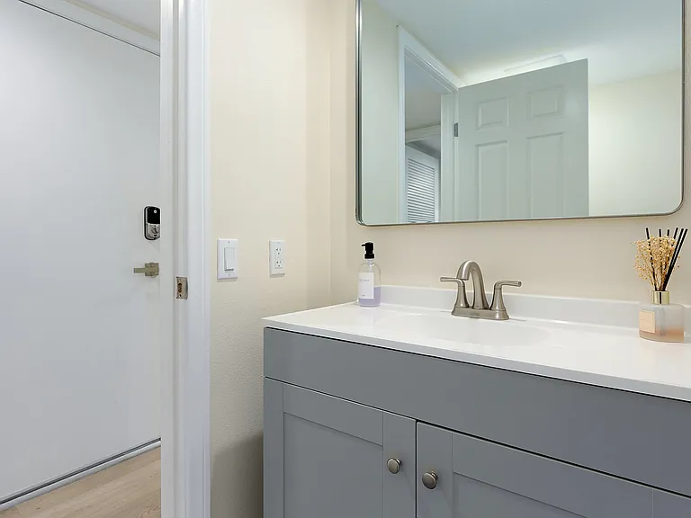 5557 Adelina Ct — Photo 27