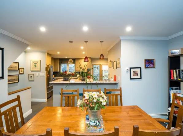 3056 Independence Avenue image 13 of 40