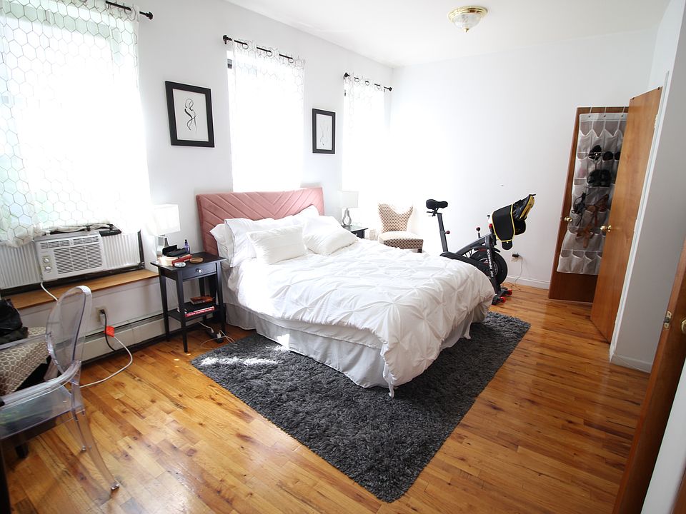 1st image of 694 Washington Ave #2