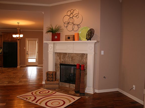 2nd image of 2109 Reveille Cir
