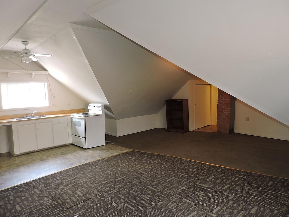 1st image of 463 Main St #3