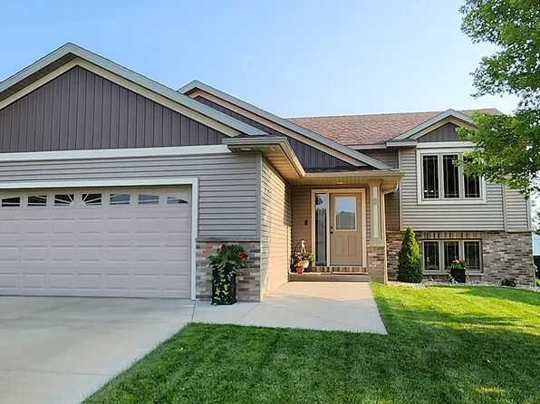 707 20th St NE, Kasson, MN 55944