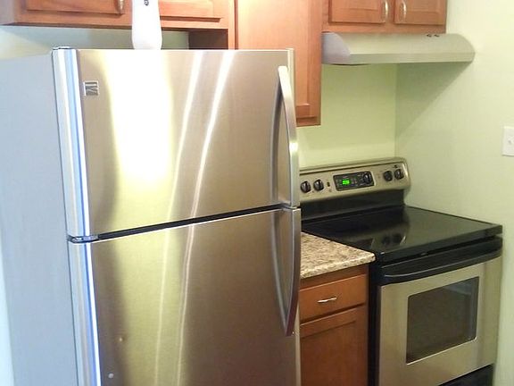 2nd image of 6115 W 94th St APT A1