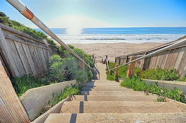 entry to the beach - 1057 Via Tornasol