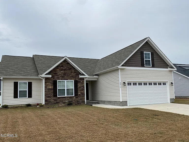 2417 Zircon Dr — Photo 19
