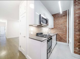 242 E 83rd St APT 4C, New York, NY 10028