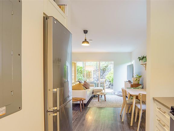 4th image of 605 Gibson St #122
