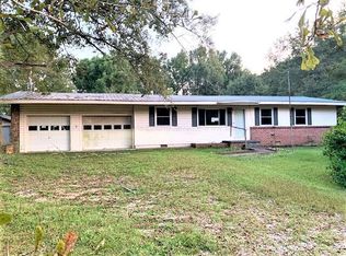 405 19th Ave W, Guin, AL 35563