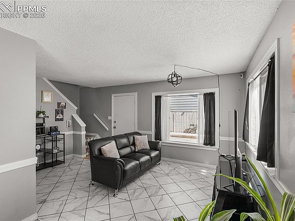 5th image of 2038 Pepperwood Dr