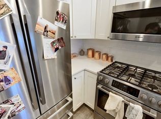 12 Trenton St #2R, Boston, MA 02128