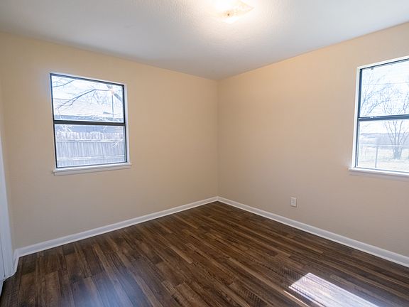 3rd image of 8125 Tumbleweed Trl