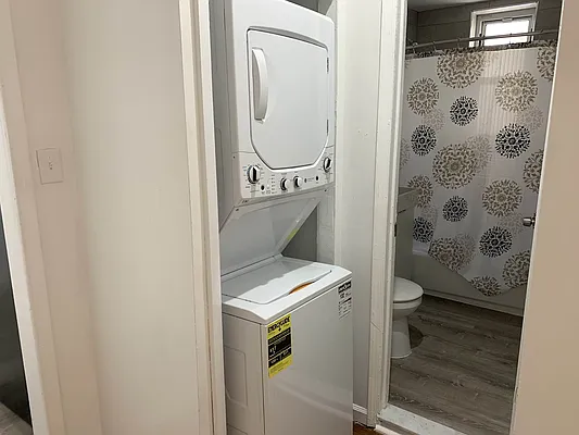 Rented by Limestone Realty Bklyn, LLC | media 28