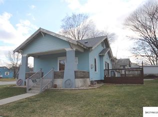 322 S Rhode Island Ave, Mason City, IA 50401