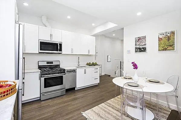 Rented by Compass | media 5