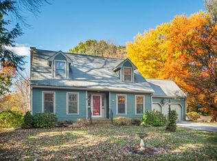 37 Peach St, Walpole, MA 02081