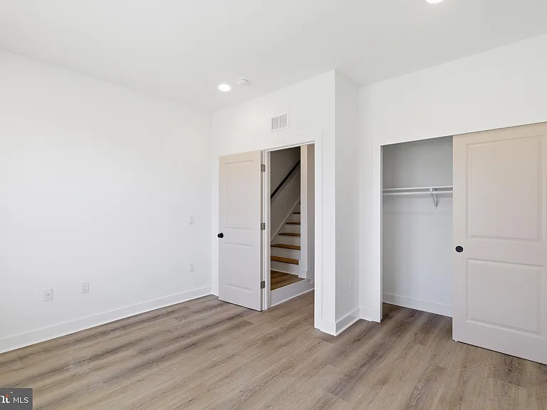 617 W Cumberland St #2 — Photo 3
