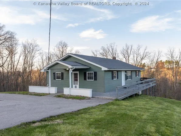 72 Confidence Ln, Red House, WV 25168