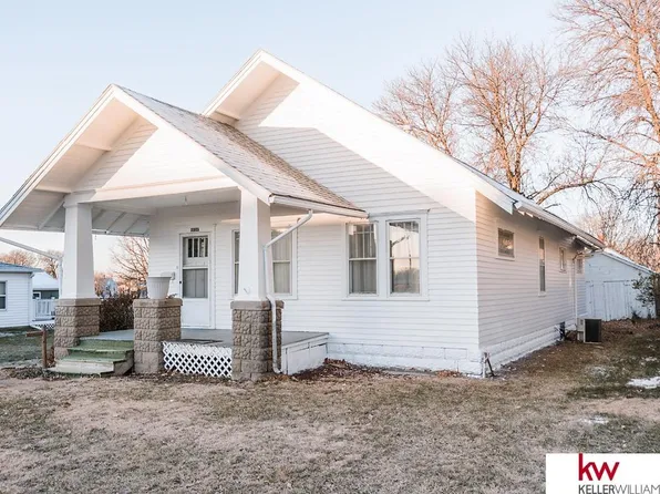 1121 Idaho St, Superior, NE 68978