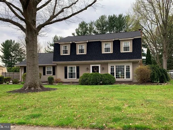 913 Woodland Ave, East Norriton, PA 19403