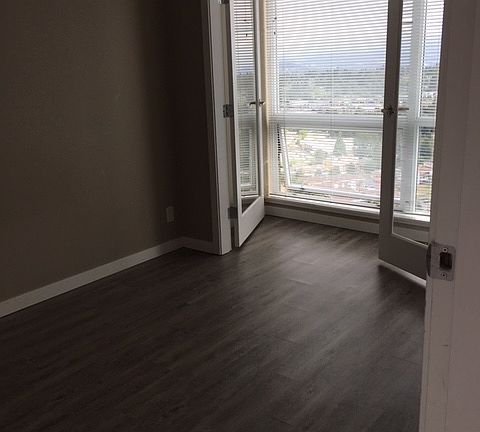 5th image of 13618 100th Ave