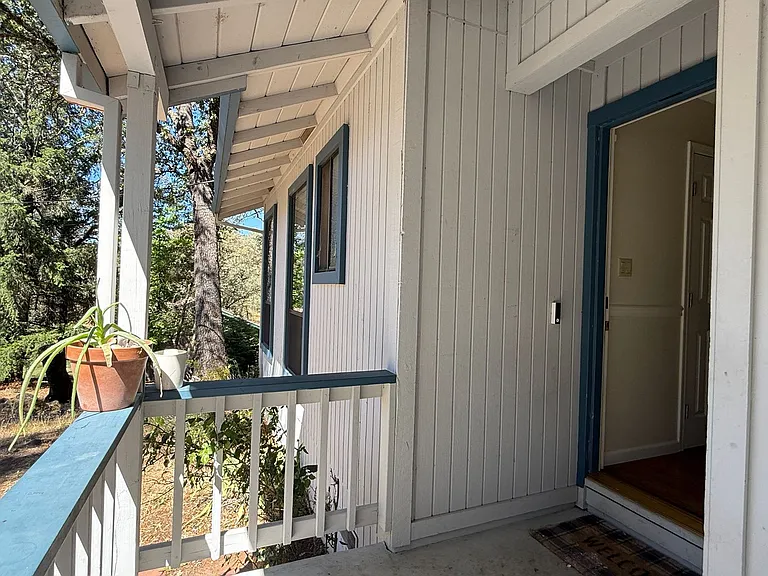 4161 Helen Ln — Photo 25