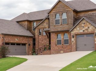 4512 W Willow Ridge Way, Rogers, AR 72758