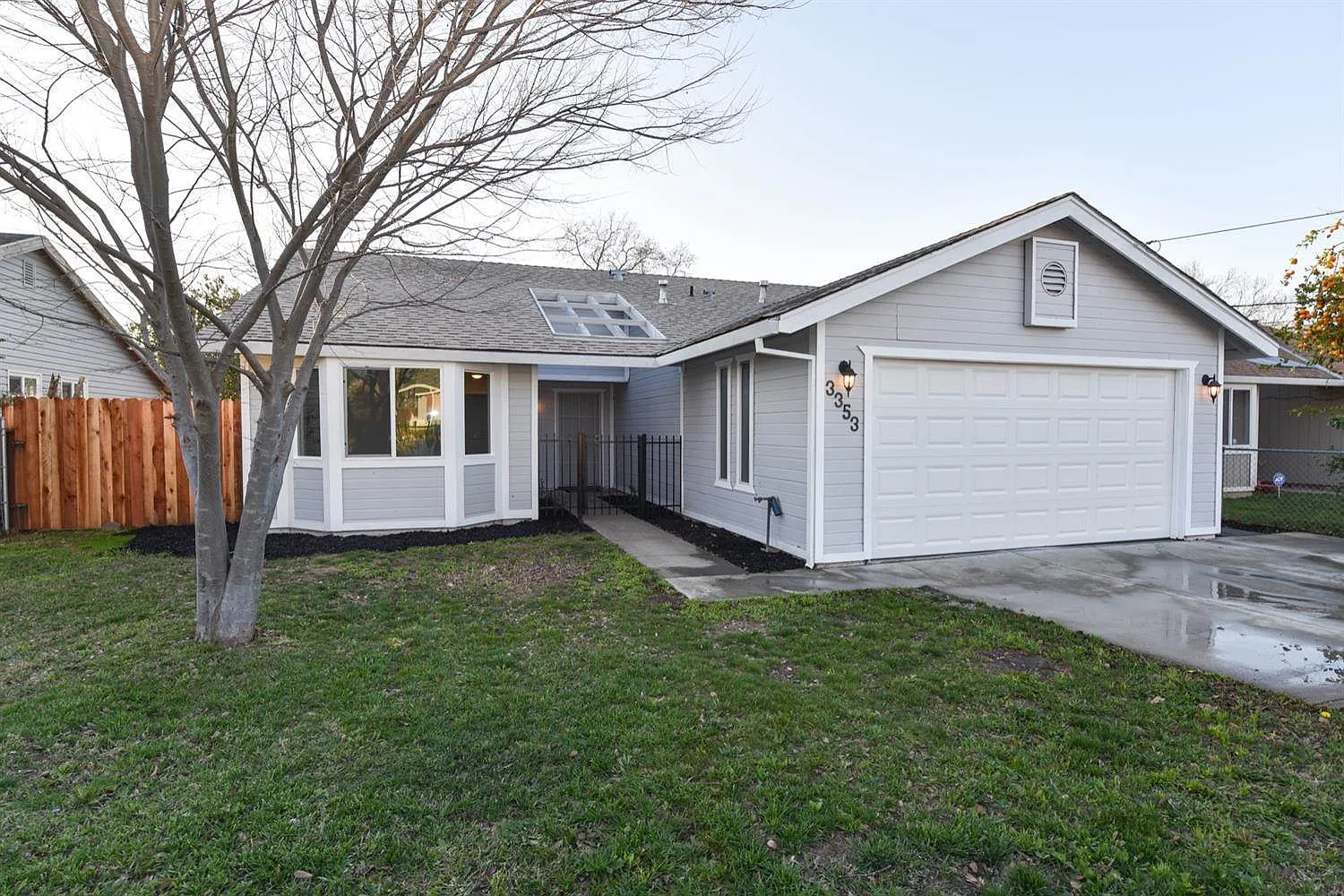 3353 Taylor St photo 1