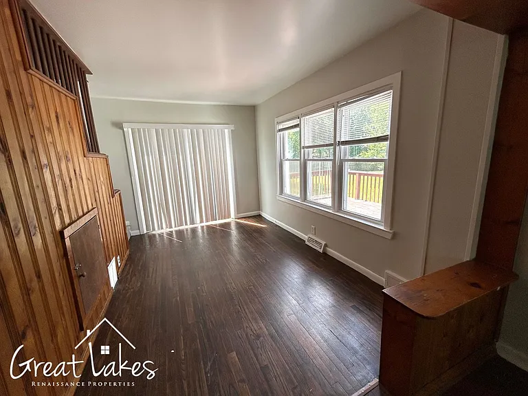 11493 Maxwell Ave — Photo 14