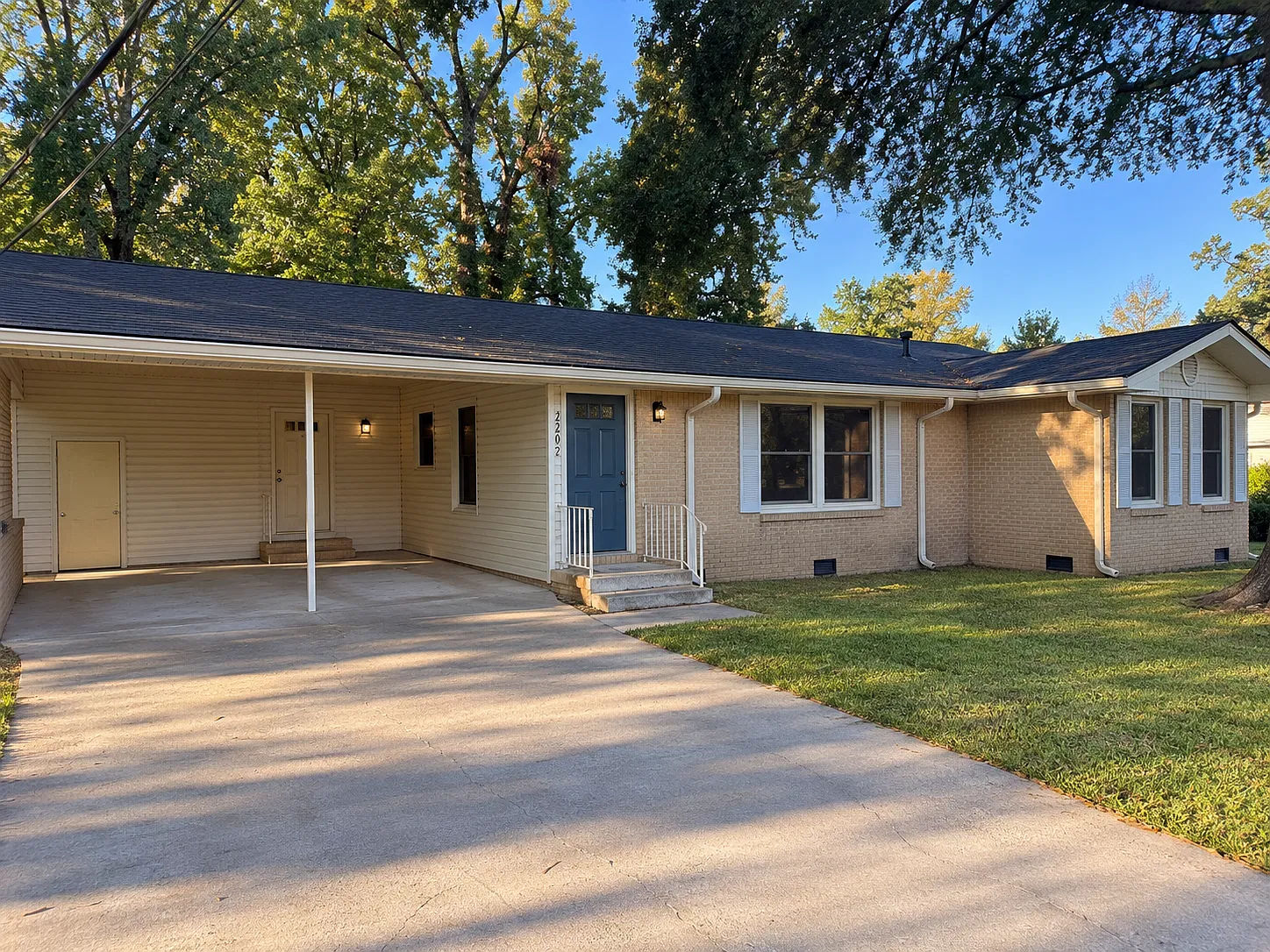 4 bed, 1654 sqft, $2,000 — Photo 1