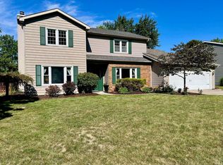 3826 Blythewood Pl, Fort Wayne, IN 46804