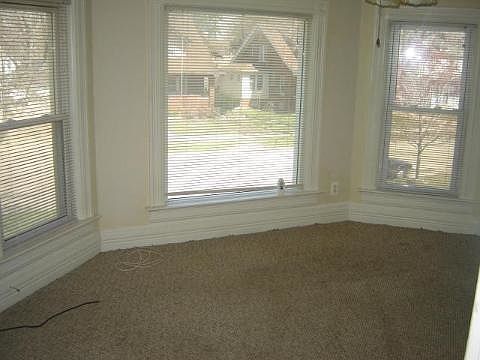 4th image of 305 Euclid Ave