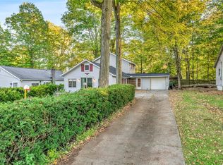126 Goredon Dr, Chardon, OH 44024